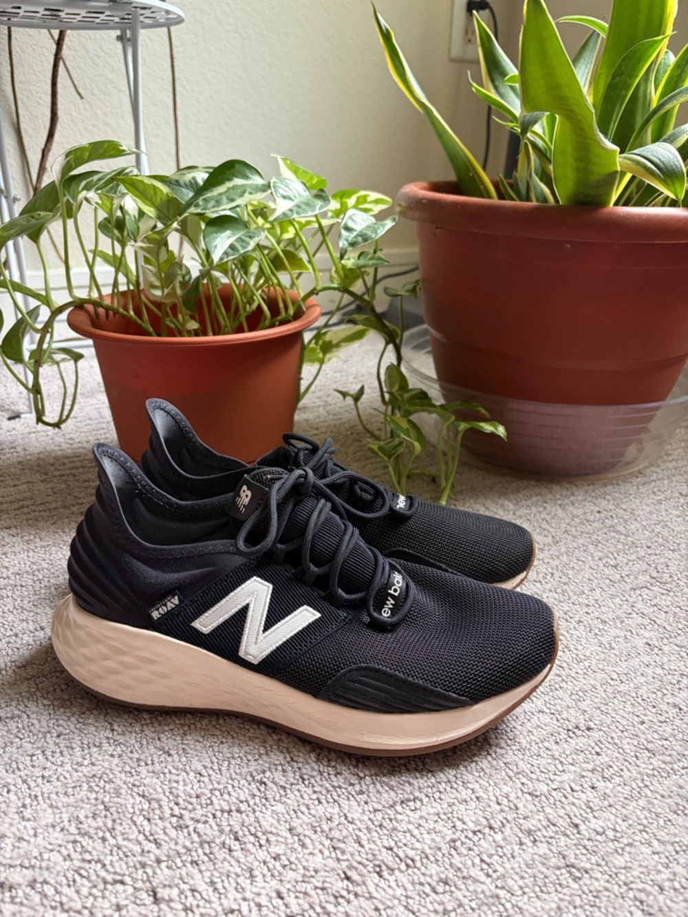 New Balance Black and Cream Women's Athletic Runners